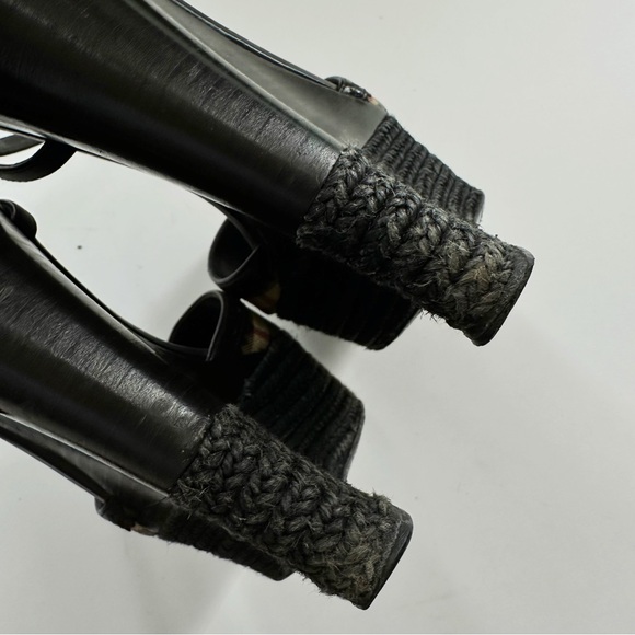 Burberry  Nova Check Tassel Wedges Dark Brown ladies Size 8 - Picture 8 of 11